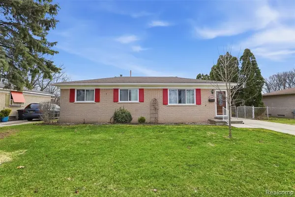 33519 Balmoral, Westland, MI 48185