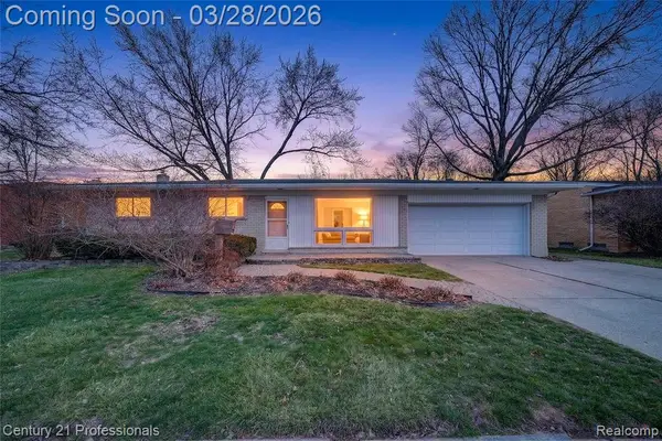 36040 Ladywood, Livonia, MI 48154