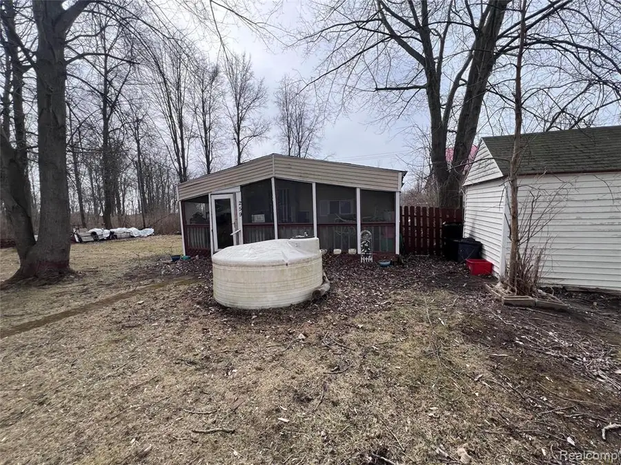 259 William, Harsens Island, MI 48028 - #2