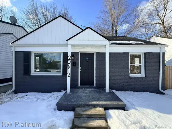 20612 Kingsville, Harper Woods, MI 48225