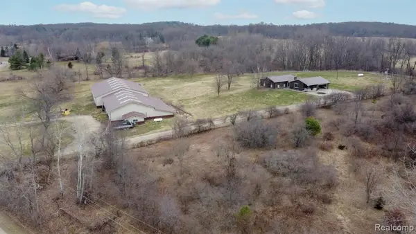 3200 Bayliss, Oxford, MI 48371