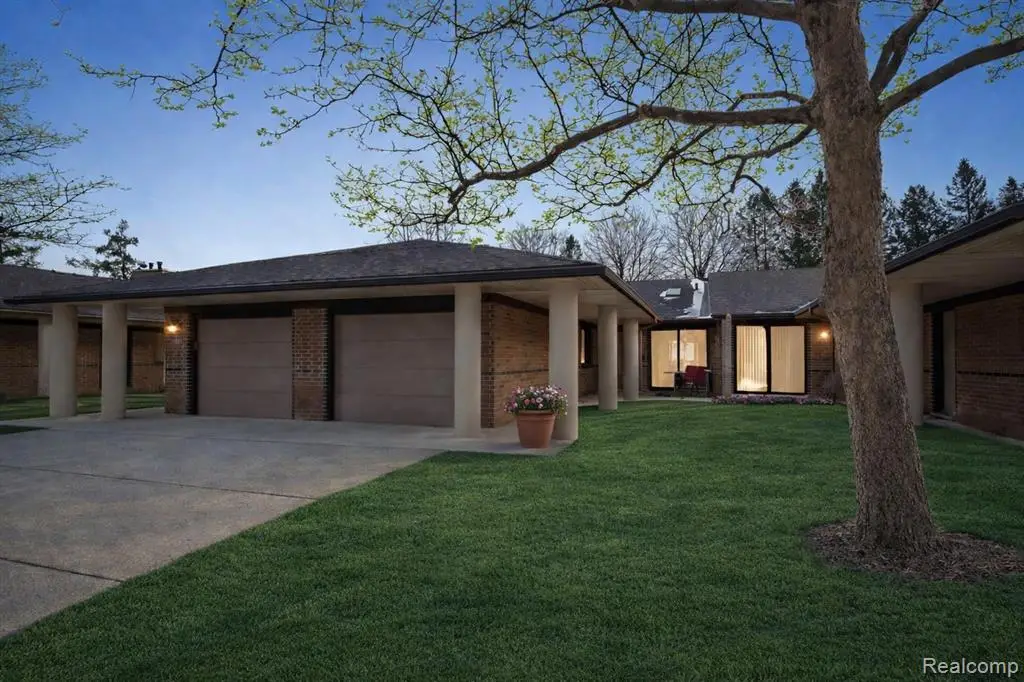 983 Wexford, Rochester Hills, MI 48307 - #1