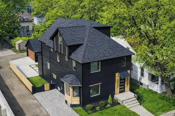 125 N Washington, Royal Oak, MI 48067