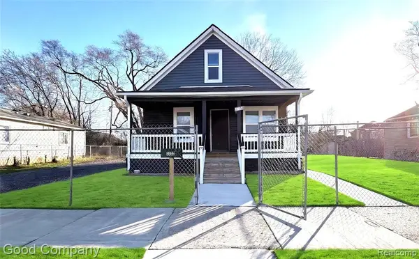 9390 Quincy, Detroit, MI 48204