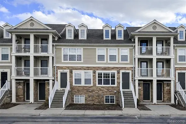 1152 Faulkner, Troy, MI 48083