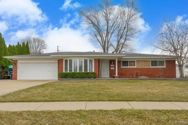 37374 Catherine Marie, Sterling Heights, MI 48312