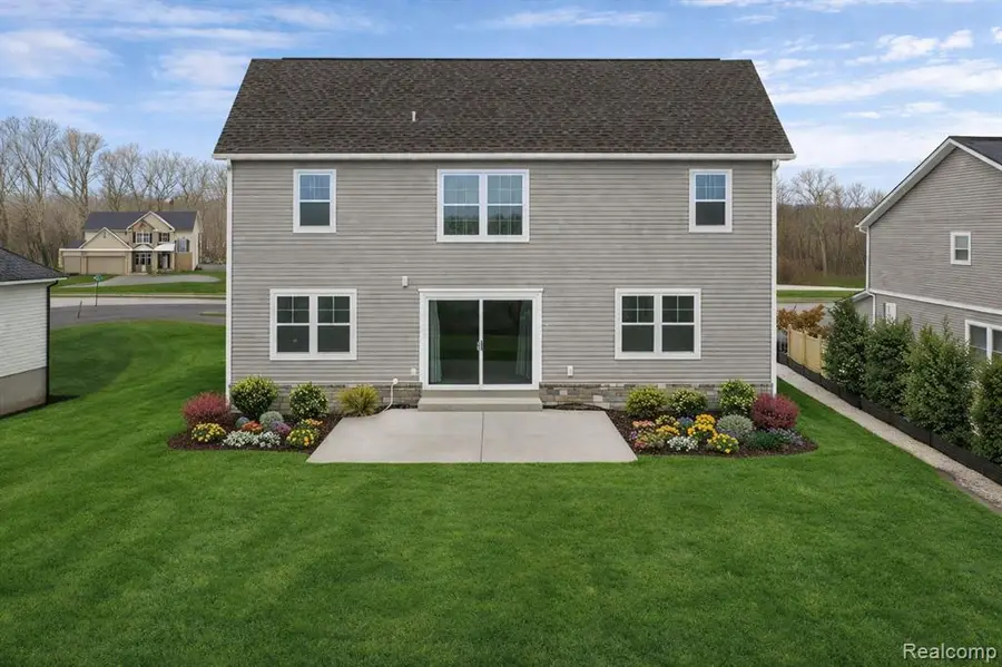 8398 Mapleview, Davison, MI  - #3