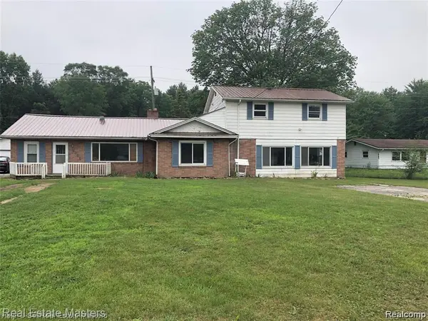 4265 Pine Grove, Fort Gratiot, MI 48059