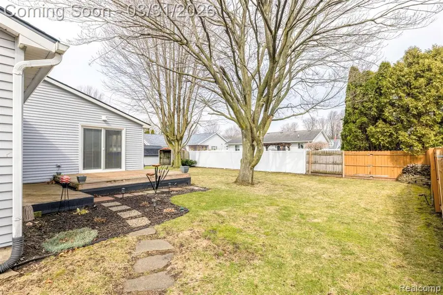 3264 Lake, Fort Gratiot, MI 48059 - #3