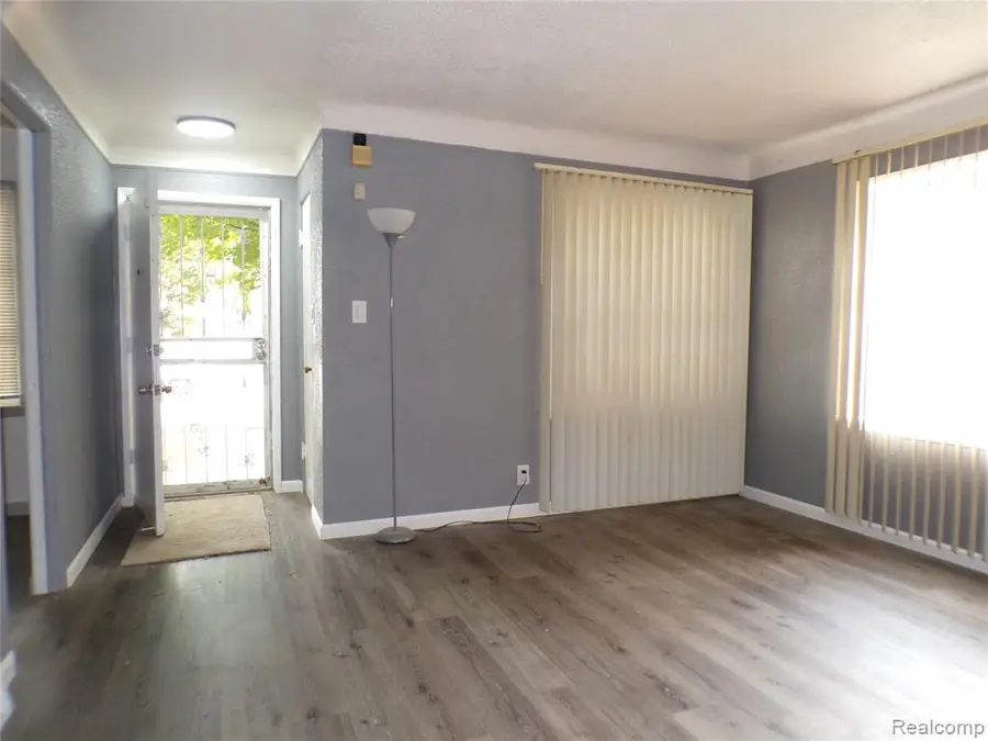 19467 Greydale, Detroit, MI 48219 - #2