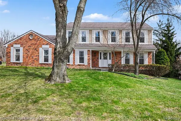 25800 Rutledge, Farmington Hills, MI 48335