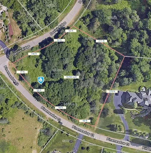 000 Pine Meadow, Clarkston, MI 48348