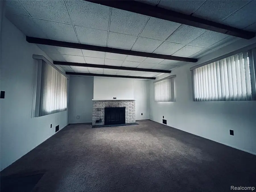 11005 Doren, Shelby, MI 48317 - #3