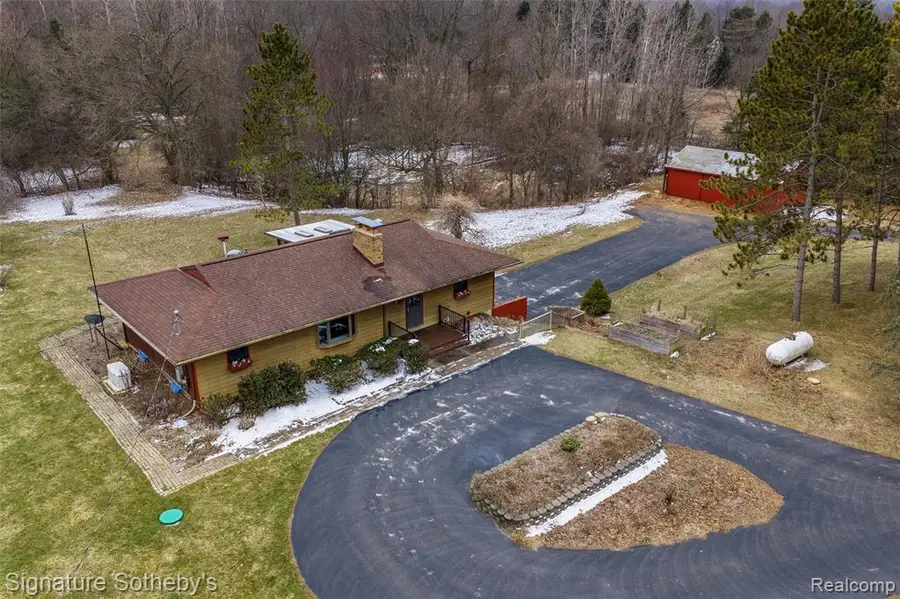 2530 Newlyn Dr., Dexter, MI  - #3