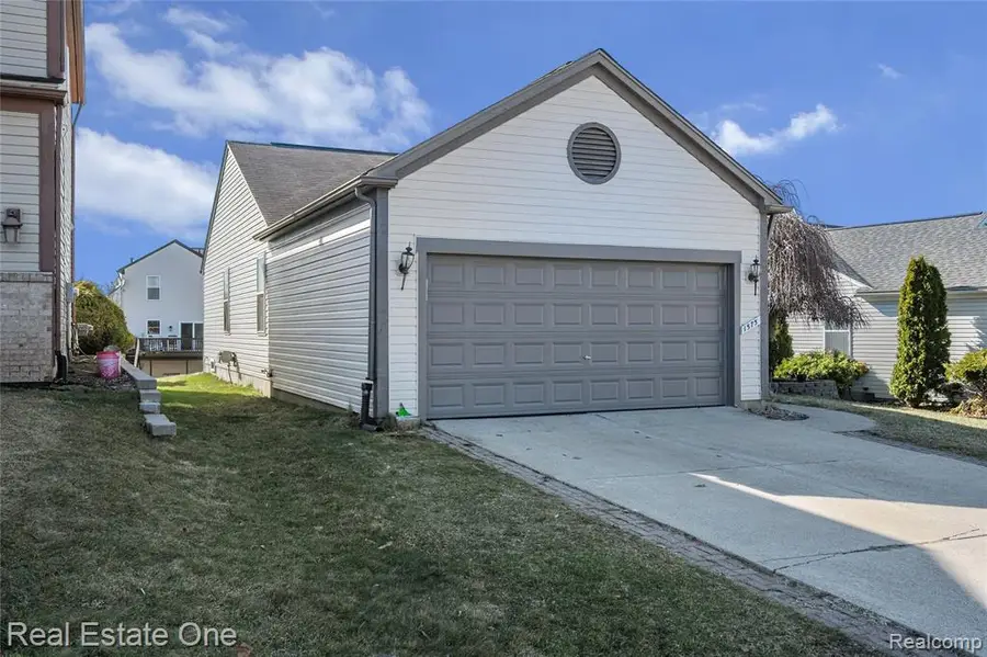 1575 Pebble Beach, Pontiac, MI 48340 - #2