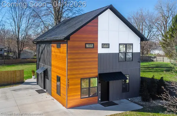 2407 Pollard, Lansing, MI 48911