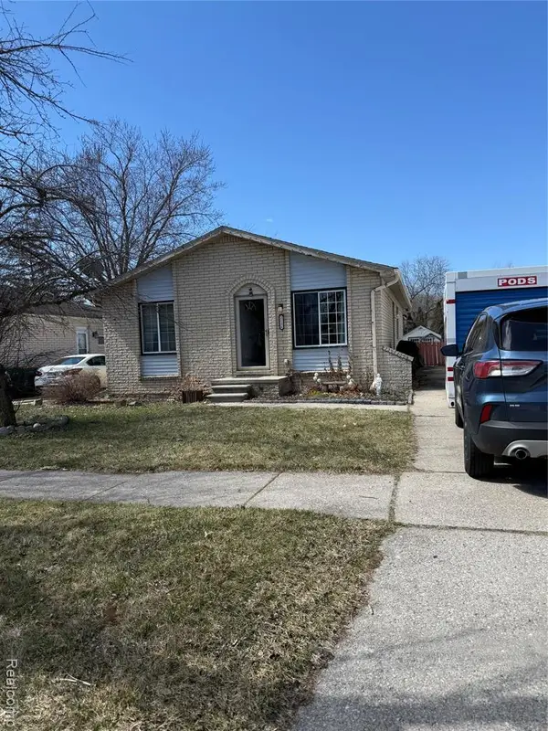 32136 Mount Vernon, Rockwood, MI 48173