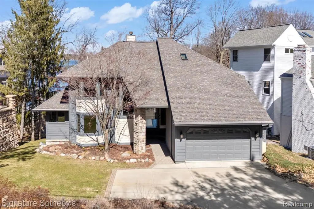 1745 Ridge, White Lake, MI 48383 - #1