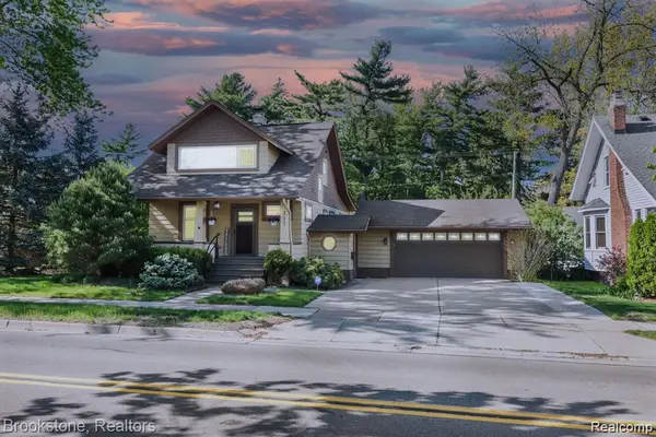 233 Gardenia, Royal Oak, MI 48067