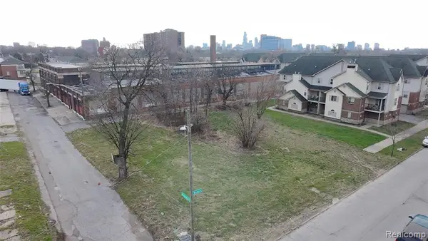 3930 Wabash, Detroit, MI 48208