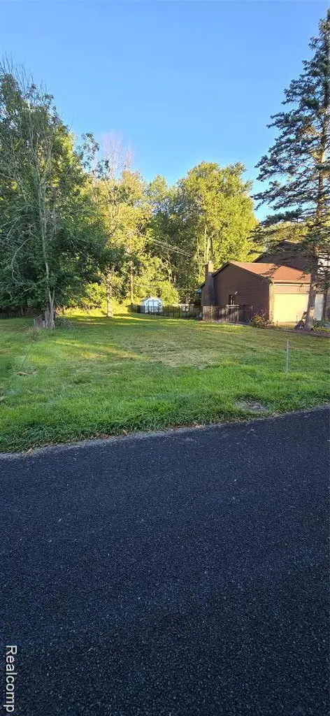 130 Buffington, Novi, MI 48377 - #3
