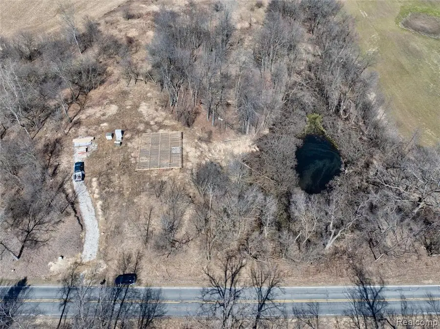 4949 W Beard, Perry, MI 48872 - #3