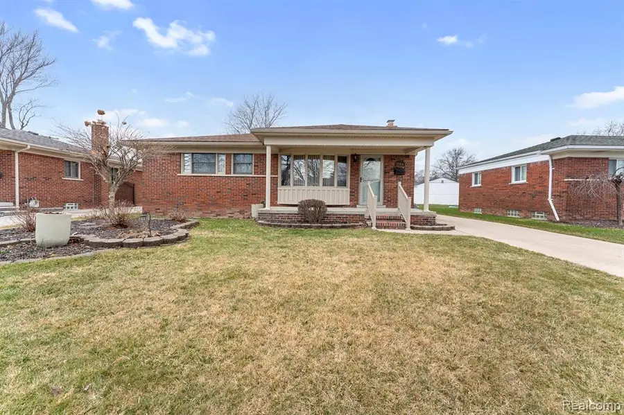 2384 Newman, Trenton, MI 48183 - #2