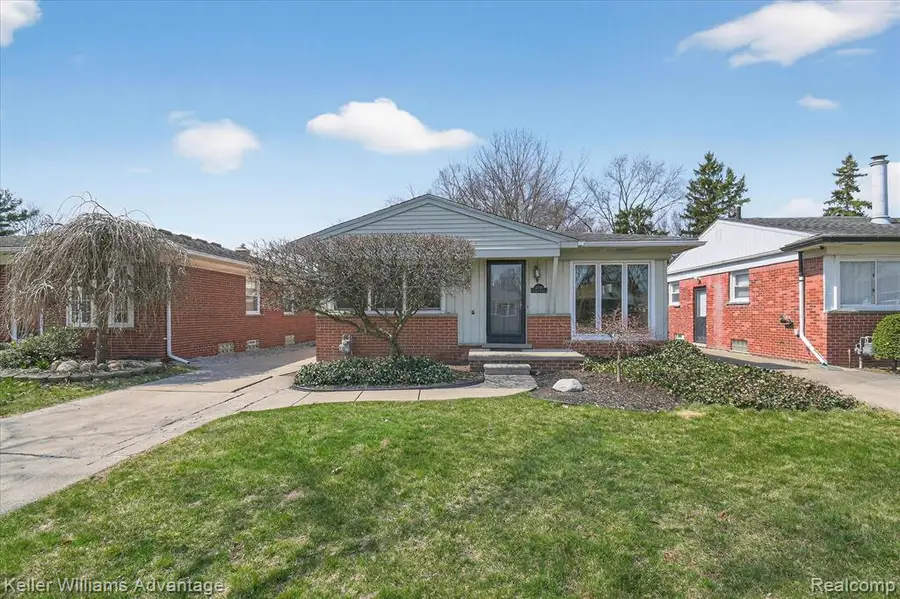 4000 Tulane, Dearborn Heights, MI 48125 - #2