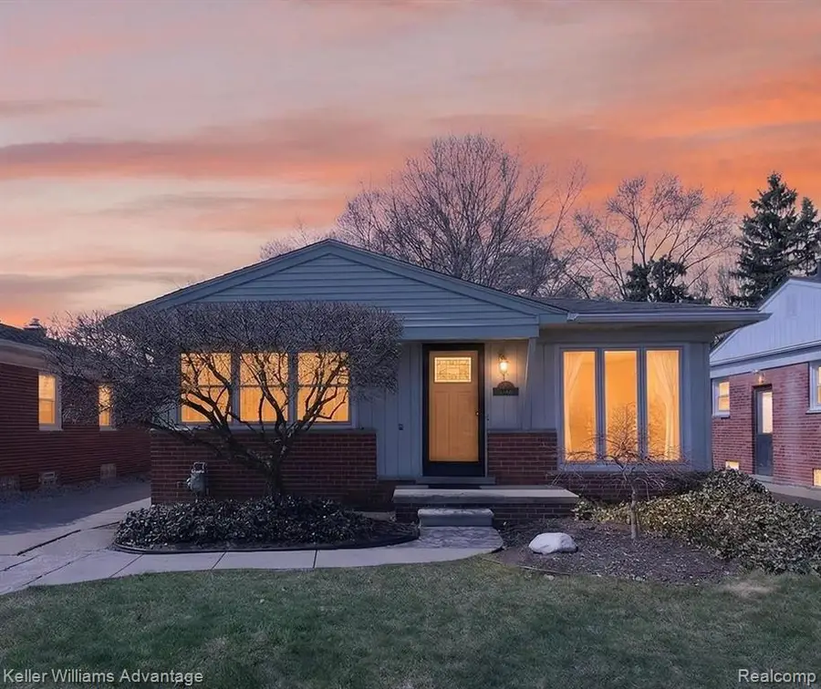 4000 Tulane, Dearborn Heights, MI 48125 - #3