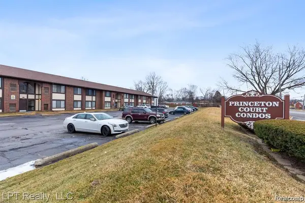 4973 E 10 Mile #8, Warren, MI 48091