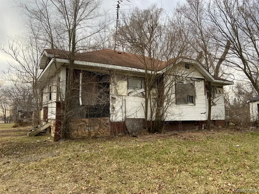 205 E Baltimore, Flint, MI 48505 - #3