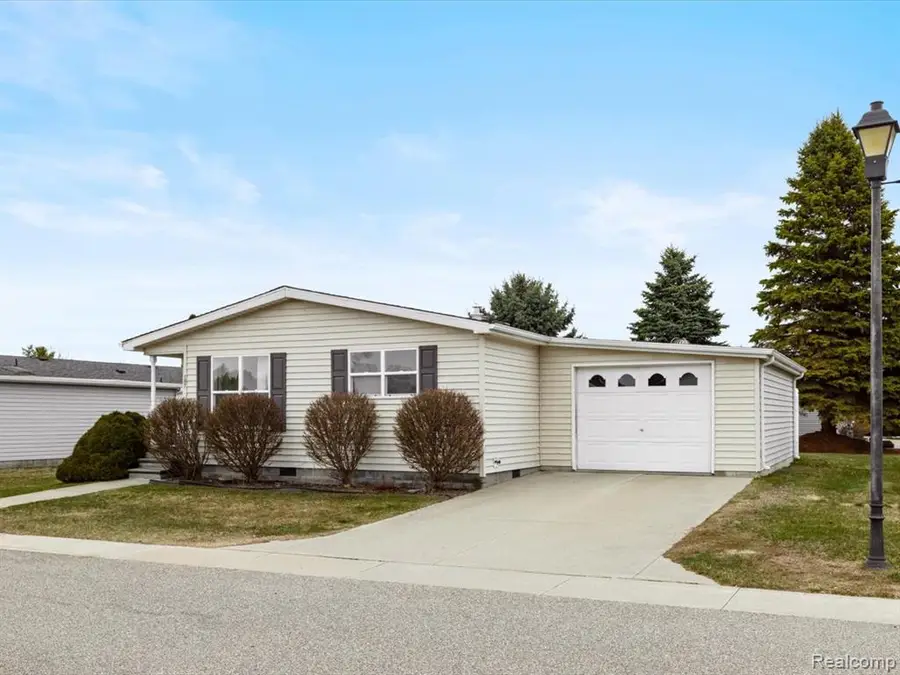 4333 24th #187, Fort Gratiot, MI 48059 - #2