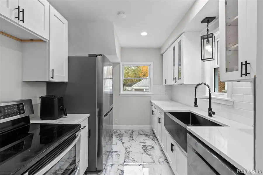 4364 Somerset, Detroit, MI 48224 - #3