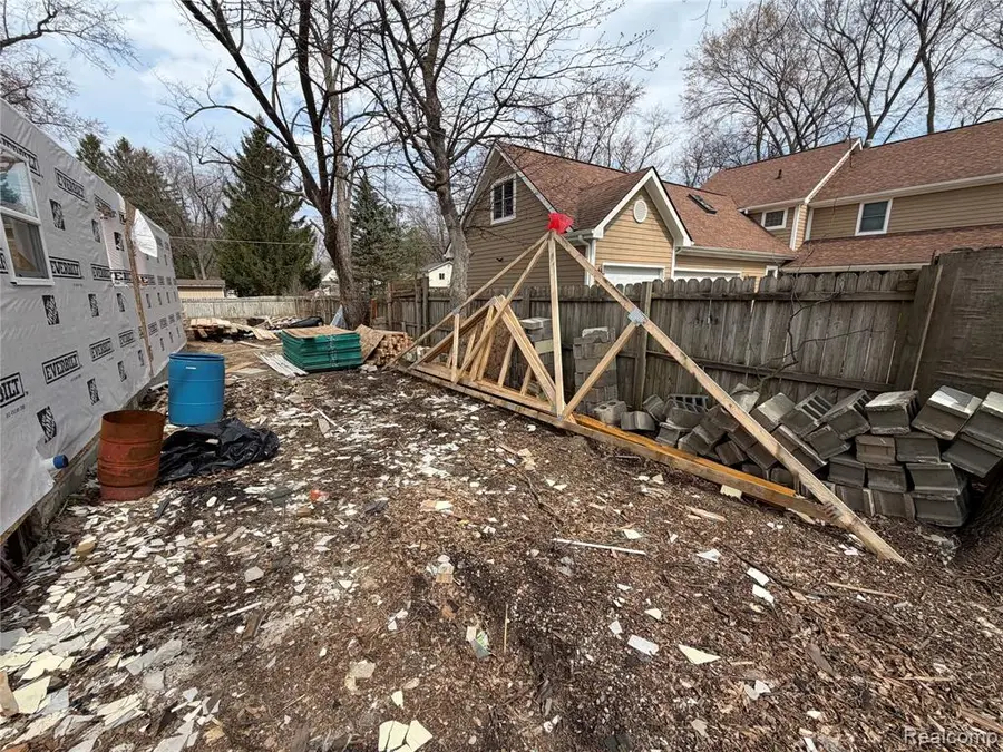 2935 Jackson, Highland, MI 48356 - #3
