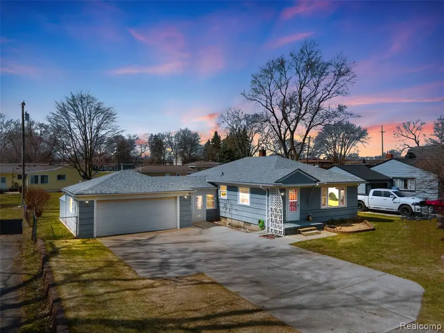 3461 Ardreth, Waterford, MI 48329 - #3