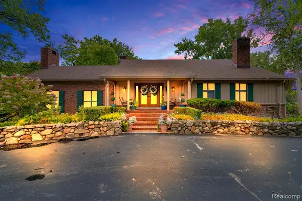 1887 Harvest, Bloomfield Hills, MI 48302