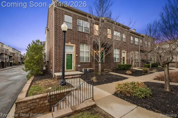 43 Georgetown, Dearborn, MI 48126