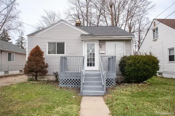 91 Martin Luther King Jr, Pontiac, MI 48342