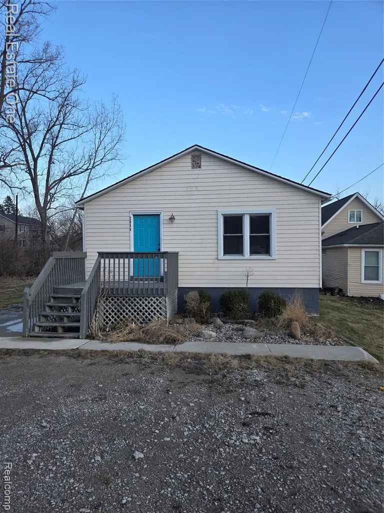 2845 School Lake, Brighton, MI 48114 - #1