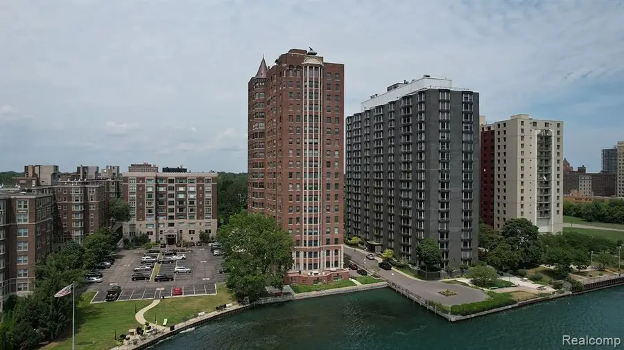 8162 E Jefferson #M-B, Detroit, MI 48214 - #2