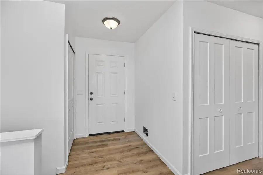 3150 Daisy, Burton, MI 48519 - #2