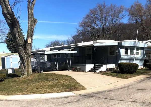 161 Spruce Drive, Jonesville, MI 49250