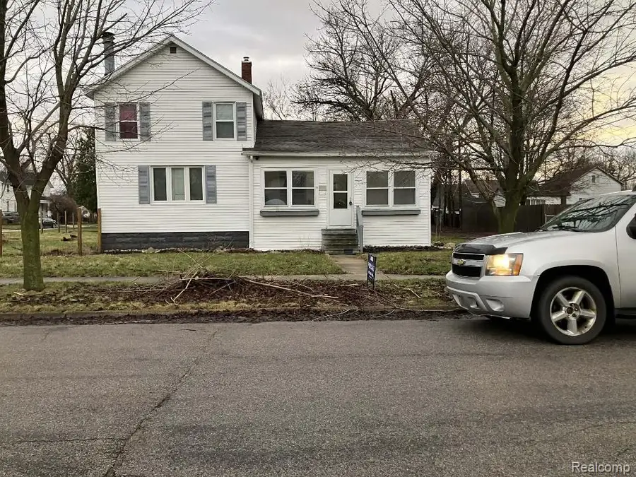 208 34th, Bay City, MI 48708 - #3