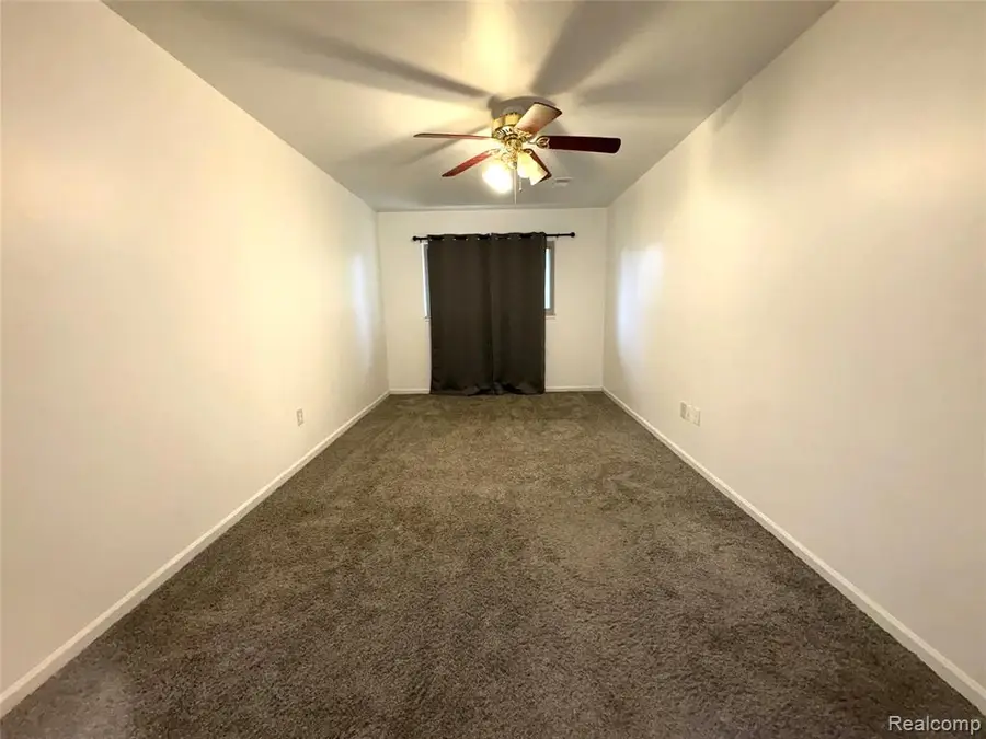 16050 Holz, Southgate, MI 48195 - #3