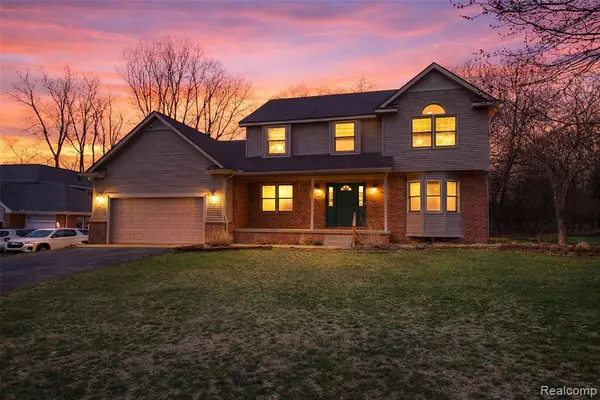 4570 River Hills, Brighton, MI 48114