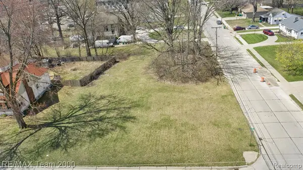5689 Brandt, Garden City, MI 48135
