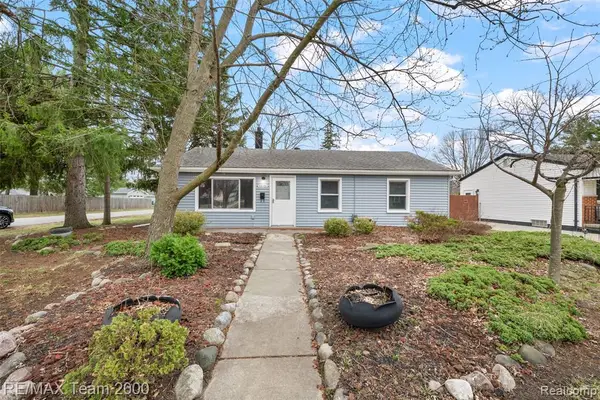 33101 Donnelly, Garden City, MI 48135