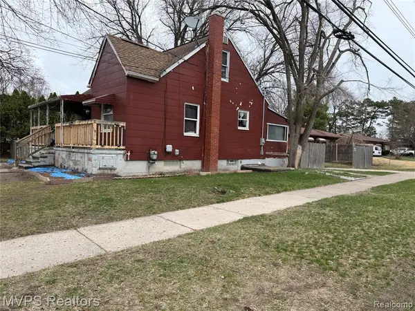 28504 Norwood, Warren, MI 48092