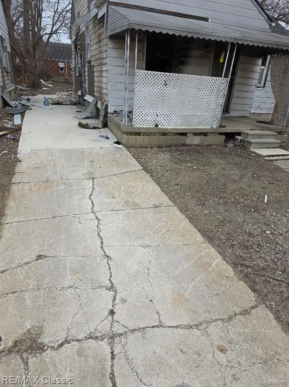 8656 & 8560 Farmbrook, Detroit, MI  - #2