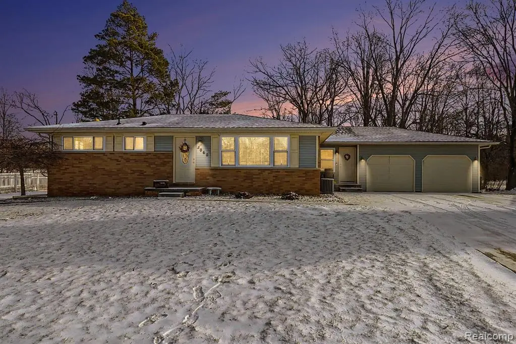 5060 Tahquamenon, Flushing, MI 48433 - #1